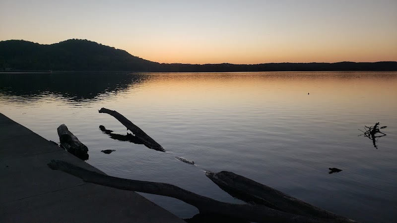 Park-N-Fish Recreation Area - Hull, IL