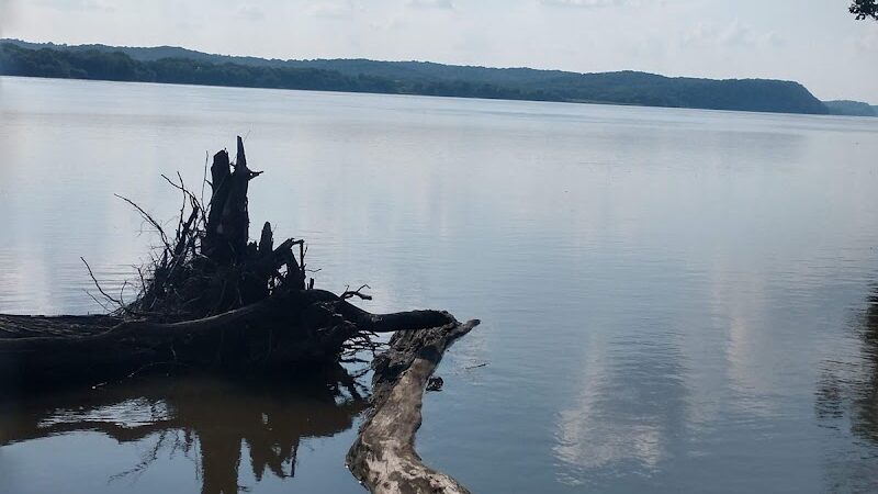 Park-N-Fish Recreation Area - Hull, IL