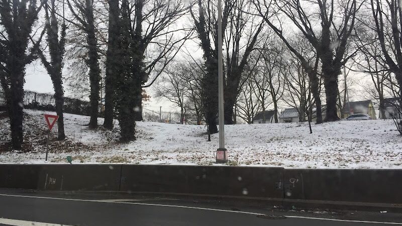 Foch Sitting Area - Jamaica, NY