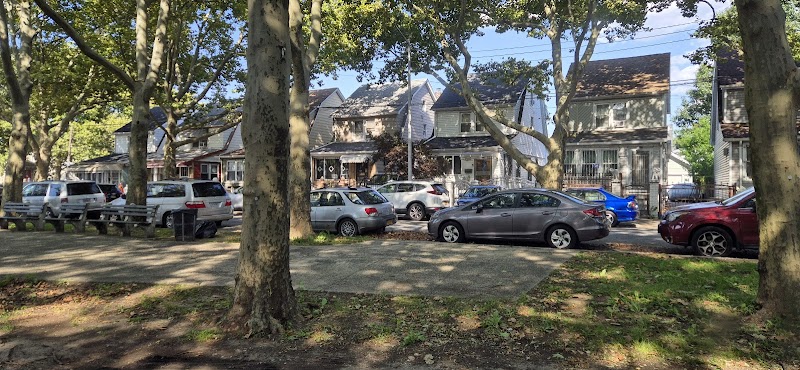 Foch Sitting Area - Jamaica, NY