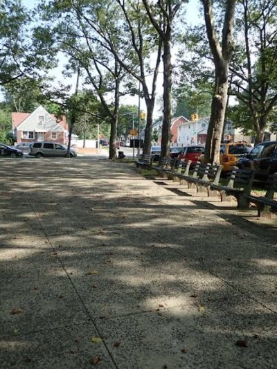 Foch Sitting Area - Jamaica, NY