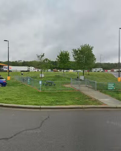 Dog Park at Love's Travel Stops - Jasper, TN