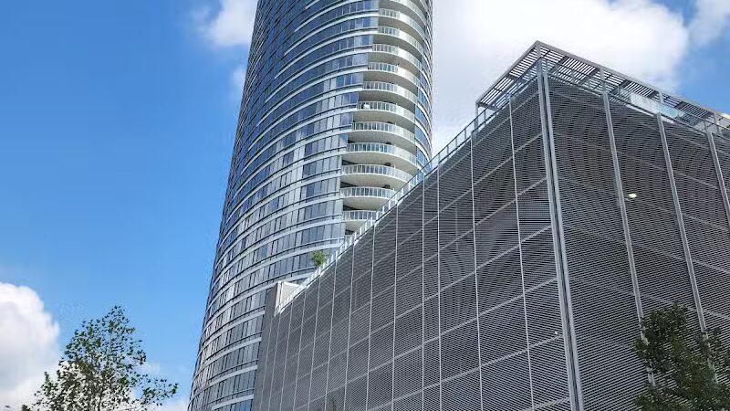 Newport Green Park - Jersey City, NJ