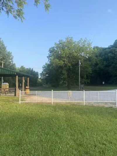 La Grange 61 Park - La Grange, MO