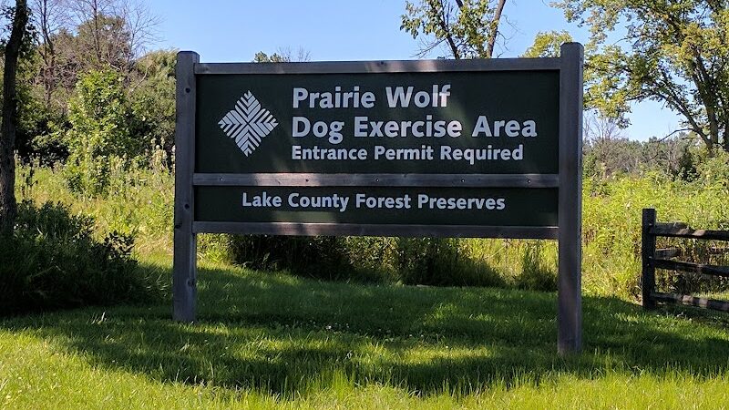 Prairie Wolf Off-Leash Dog Area - Lake Forest, IL