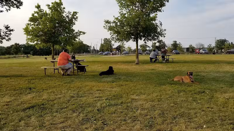 Duck Farm Off-Leash Dog Area - Lake Villa, IL