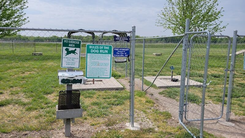Trula Cain Memorial Dog Park - Lamar, MO