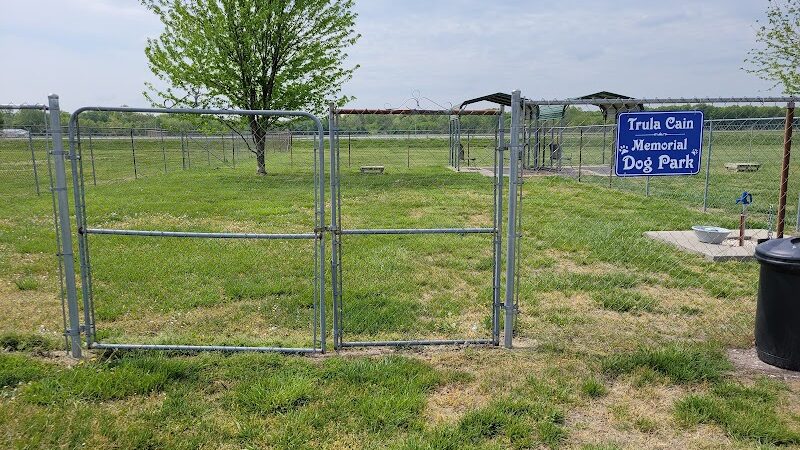 Trula Cain Memorial Dog Park - Lamar, MO