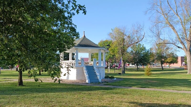 Lewistown Memorial Park - Lewistown, MO