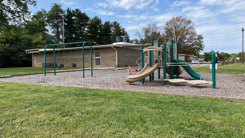 Oakwood Park - Lexington, KY