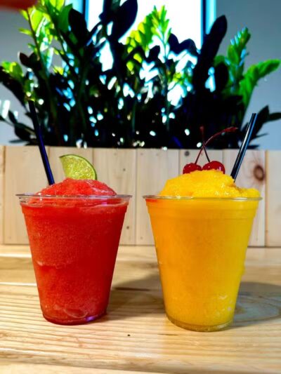 Off Leash Dog Bar - Lincoln, NE