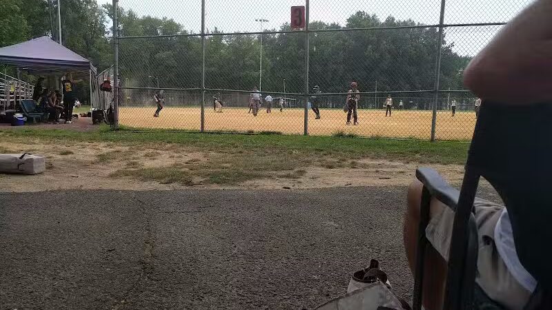 Memorial Field Park - Linden, NJ