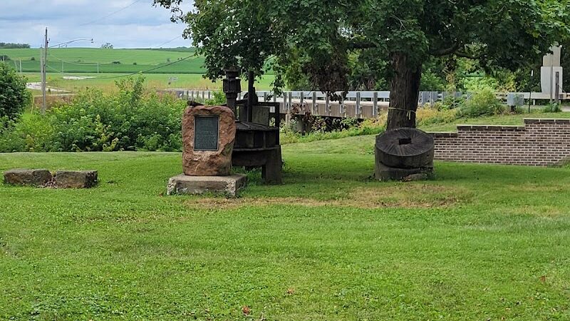 Riverside Park - London Mills, IL