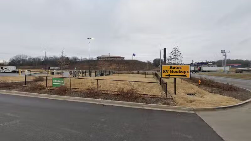 Dog Park at Love's Travel Stops - Loudon, TN