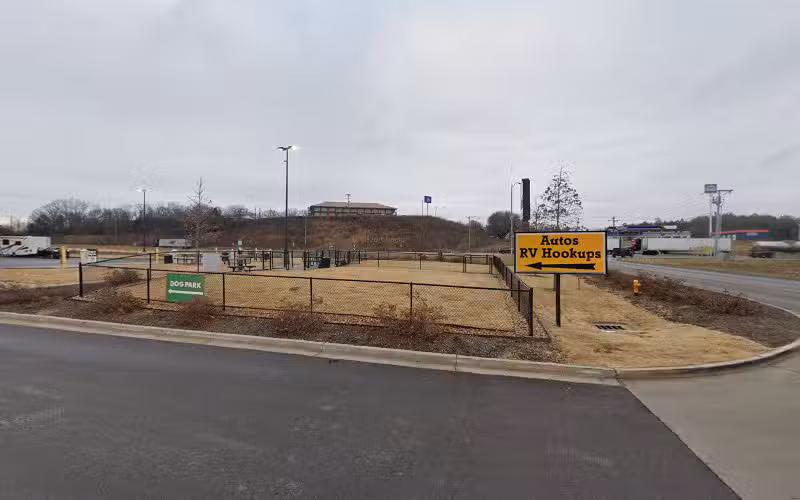 Dog Park at Love's Travel Stops - Loudon, TN