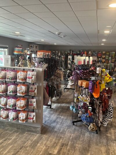 Off Leash Grooming and Retail - Lowell, IN