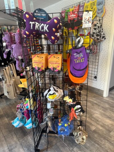 Off Leash Grooming and Retail - Lowell, IN