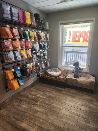 Off Leash Grooming and Retail - Lowell, IN