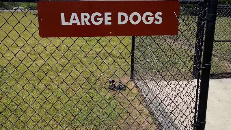 Lumberton Dog Park - Lumberton, NC