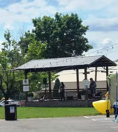 Memorial Park - Madisonville, TN