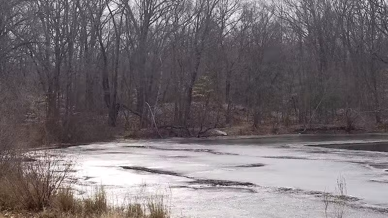 Manville Memorial Park - Manville, RI