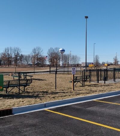 Dog Park at Love's Travel Stops - Marion, IL