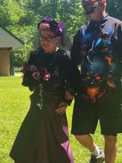 Hayman Falls Trail Parking - Marion, WI