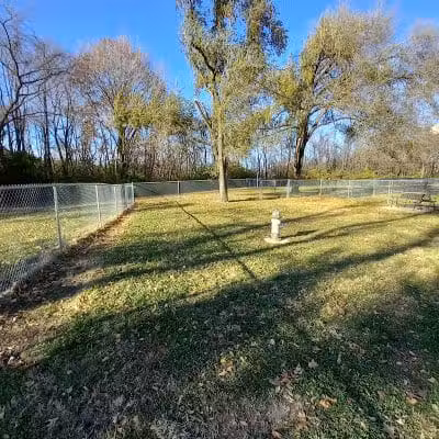 Eagle Dog Park - Marquette Heights, IL