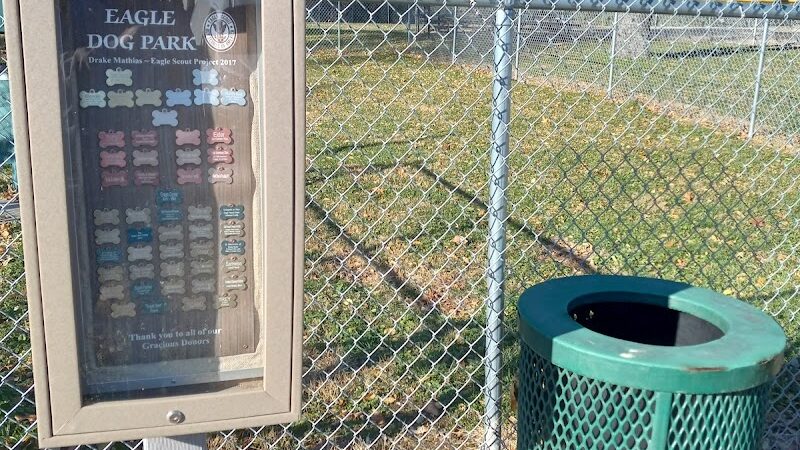 Eagle Dog Park - Marquette Heights, IL