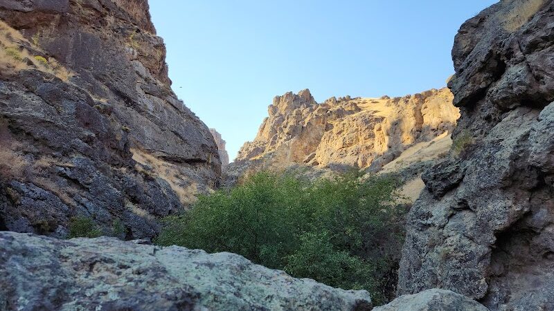 Jump Creek Falls Trail Head