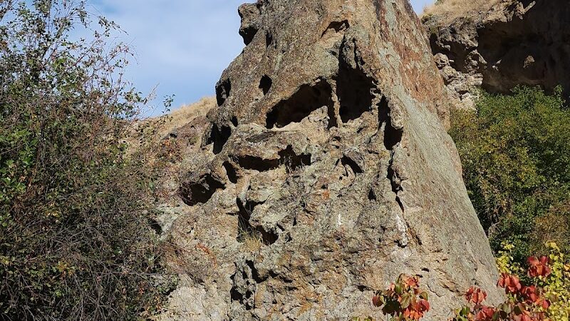 Jump Creek Falls Trail Head