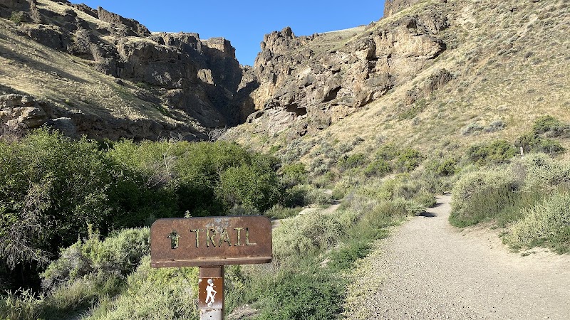 Jump Creek Falls Trail Head