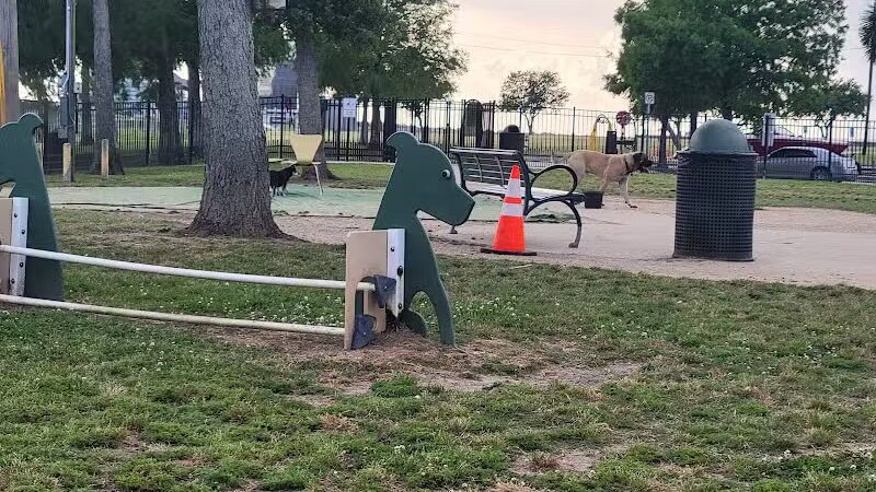 Bonnabel Dog Park - Metairie, LA