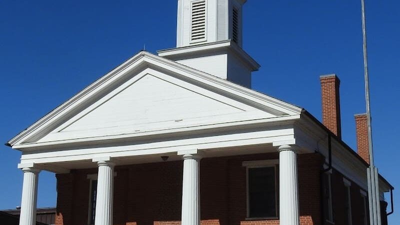 Metamora Village Square - Metamora, IL