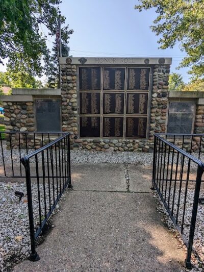 Metamora Village Square - Metamora, IL