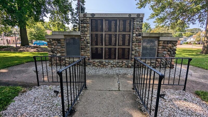 Metamora Village Square - Metamora, IL