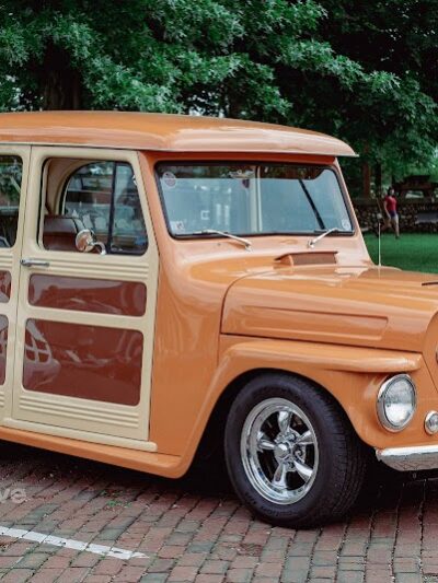 Metamora Village Square - Metamora, IL