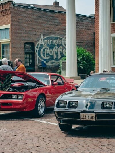 Metamora Village Square - Metamora, IL