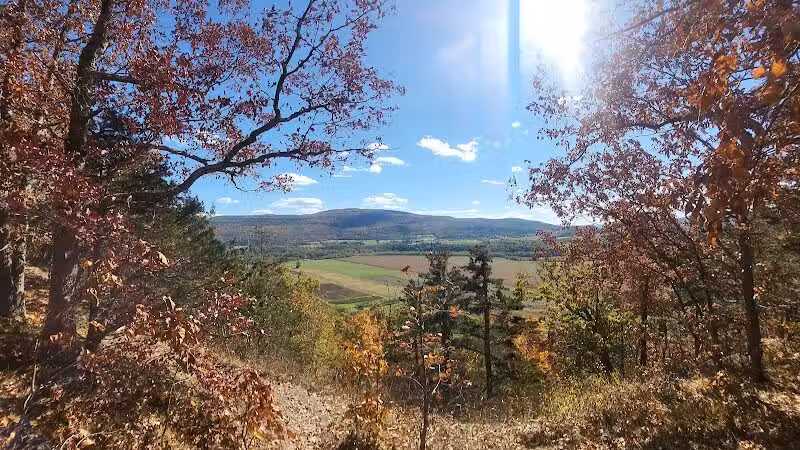 Vroman's Nose Hiking Trail - Middleburgh, NY