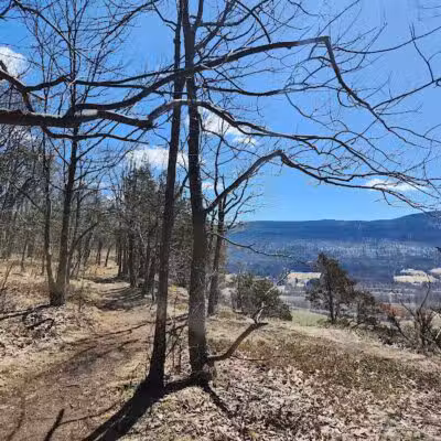 Vroman's Nose Hiking Trail - Middleburgh, NY