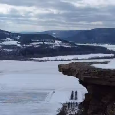 Vroman's Nose Hiking Trail - Middleburgh, NY