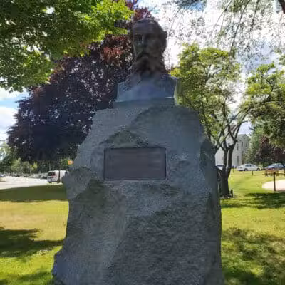 Soldiers Monument - Middletown, CT