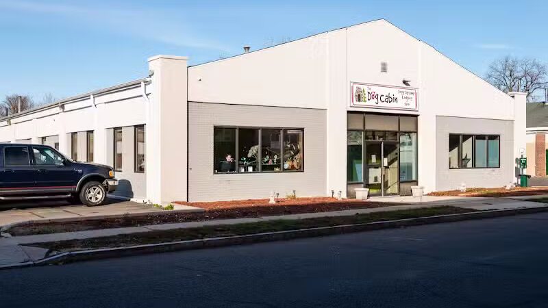 The Dog Cabin LLC - Middletown, CT