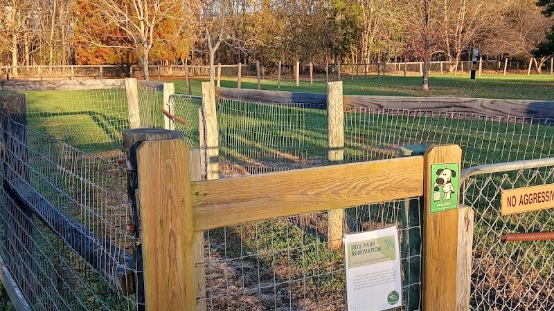 Walter Bradley Dog Park - Midway, KY