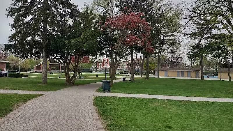 Mineola Memorial Park - Mineola, NY