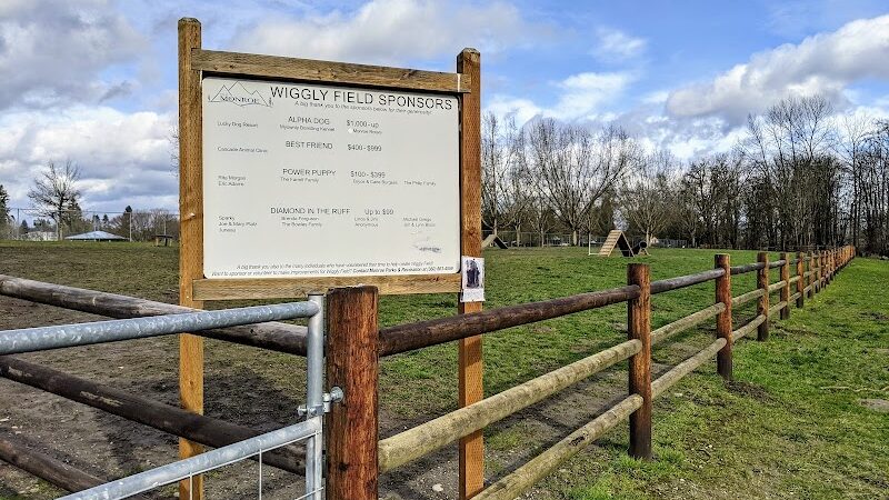 Wiggly Field Dog Park - Monroe, WA