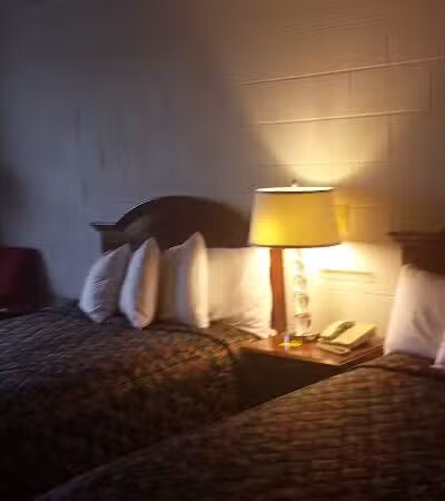 Audrey's Motel - Mound City, MO