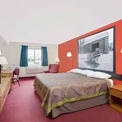 Super 8 by Wyndham Mound City - Mound City, MO