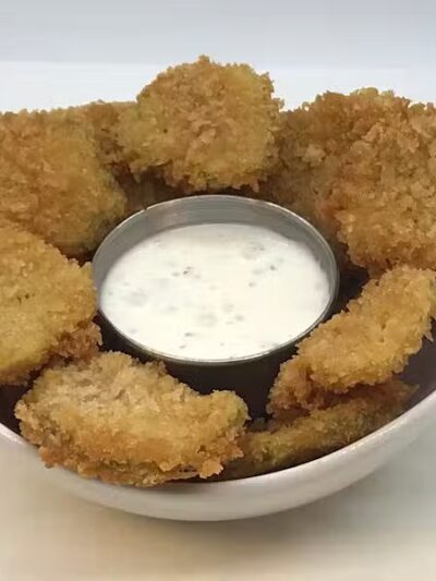 Toad Hollar Bar & Grill - Mound City, MO