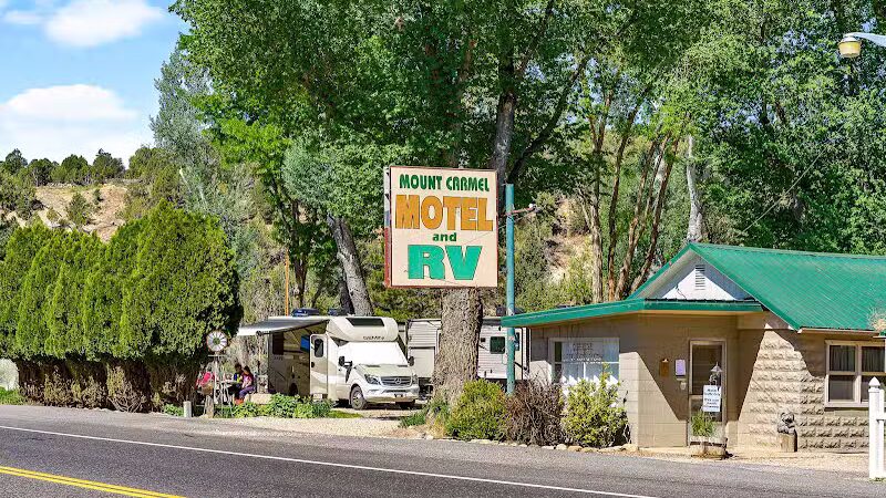 Mt. Carmel Motel and RV Park - Mt Carmel, UT